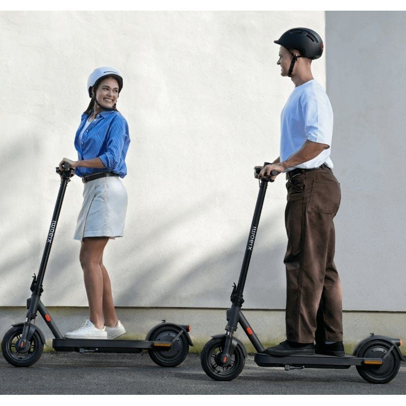 Patinete Eléctrico Xiaomi Electric Scooter Elite
Motor 400W
Ruedas 10"
25km/h
Autonomía 45km
Negro