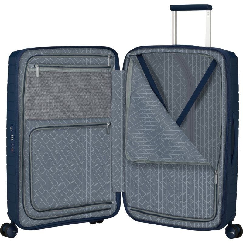 Maleta Mediana American Tourister FastForward Spinner Expansible 68cm
68x46x30cm
4 Ruedas
Azul Marino